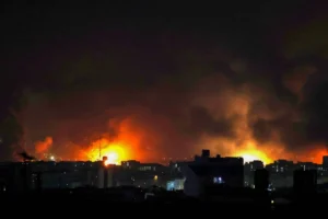 fue-de-eu-bombardeo-que-asesino-a-168-ninas-en-escuela-irani_8bff7929-6cf9-4cb3-9e95-da41f43b8a66_medialjnimgndimage=fullsize